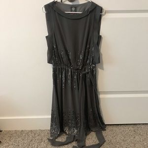 VINCE CAMUTO dress